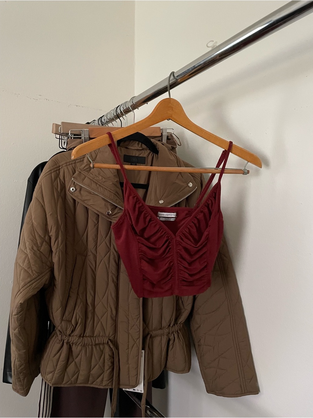 3/$15 Urban Outfitters Burgundy Ruched Crop Cami Top
